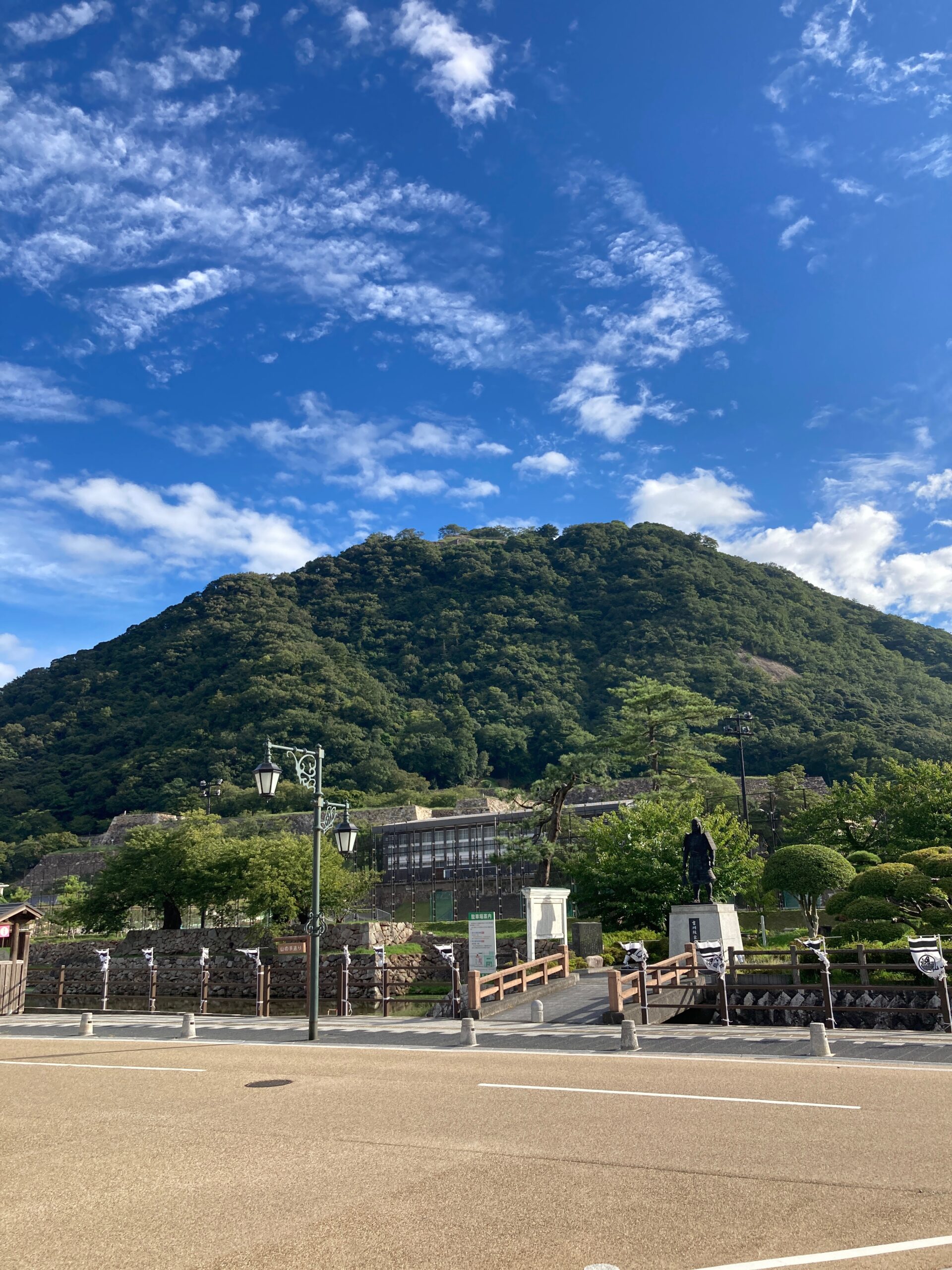 鳥取城跡の久松山